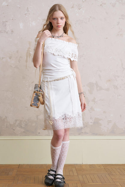 One-Shoulder Lace Wave Top