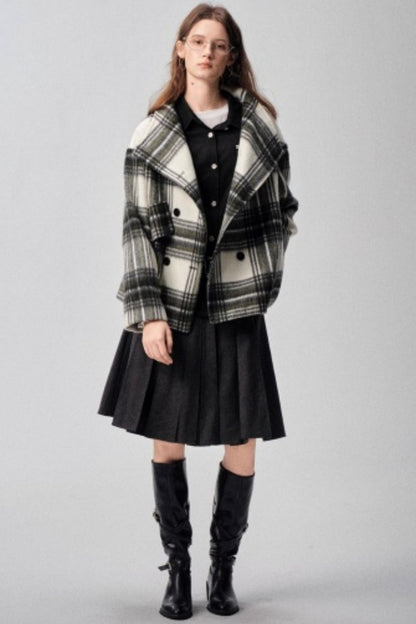 Large Lapel Plaid Woolen Coat