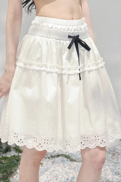 Spring White Half-Skirt