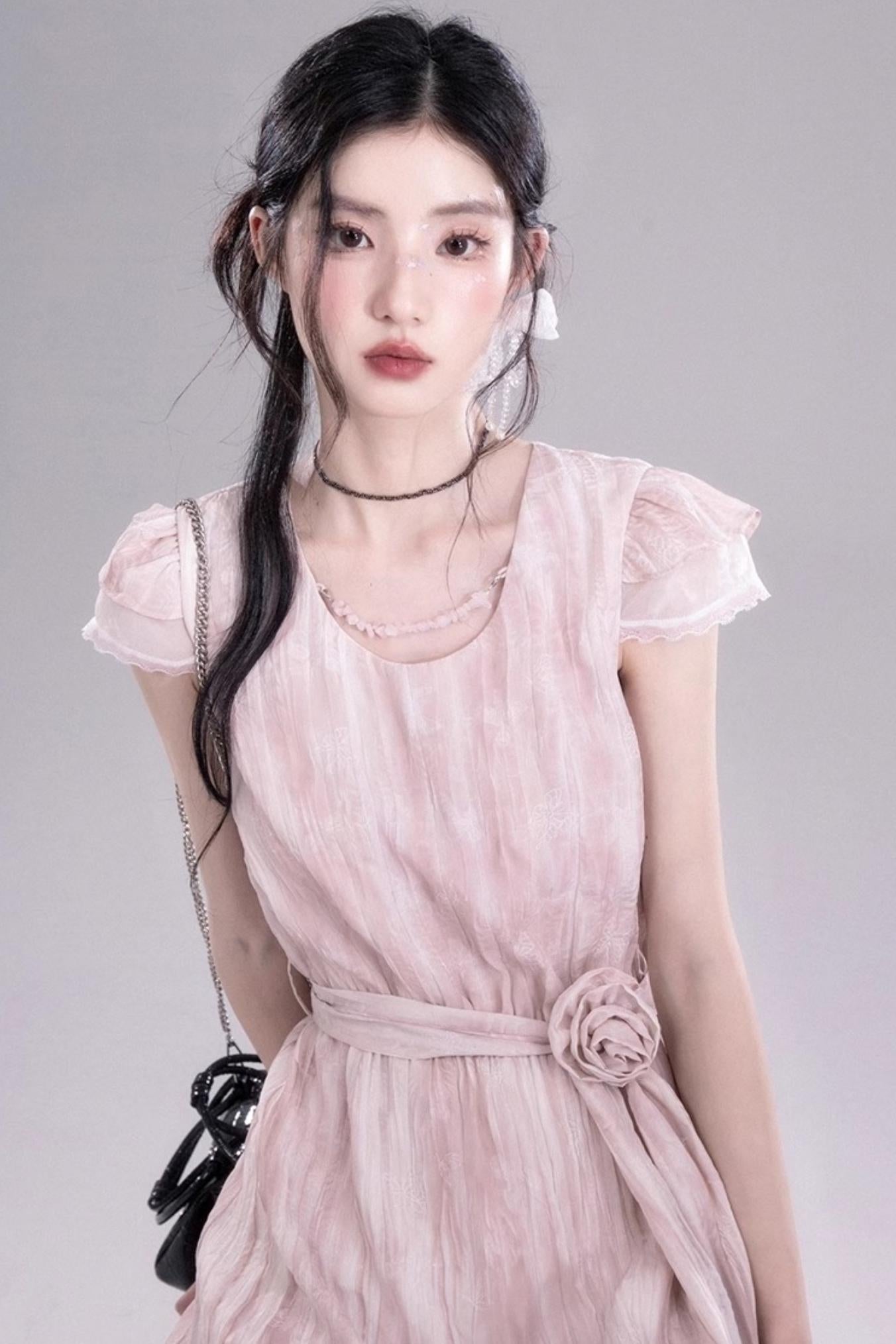 Pleat Detail Sleeve Dress