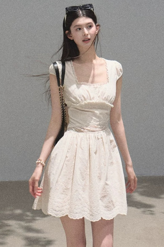 리오셀 레이스 허리 조임 원피스