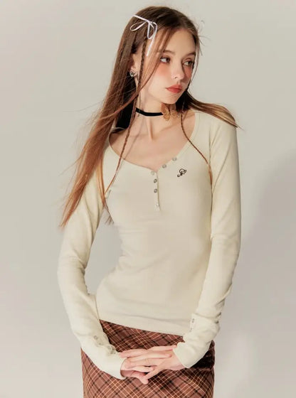 Heart Collar Long Sleeves Base T-Shirt