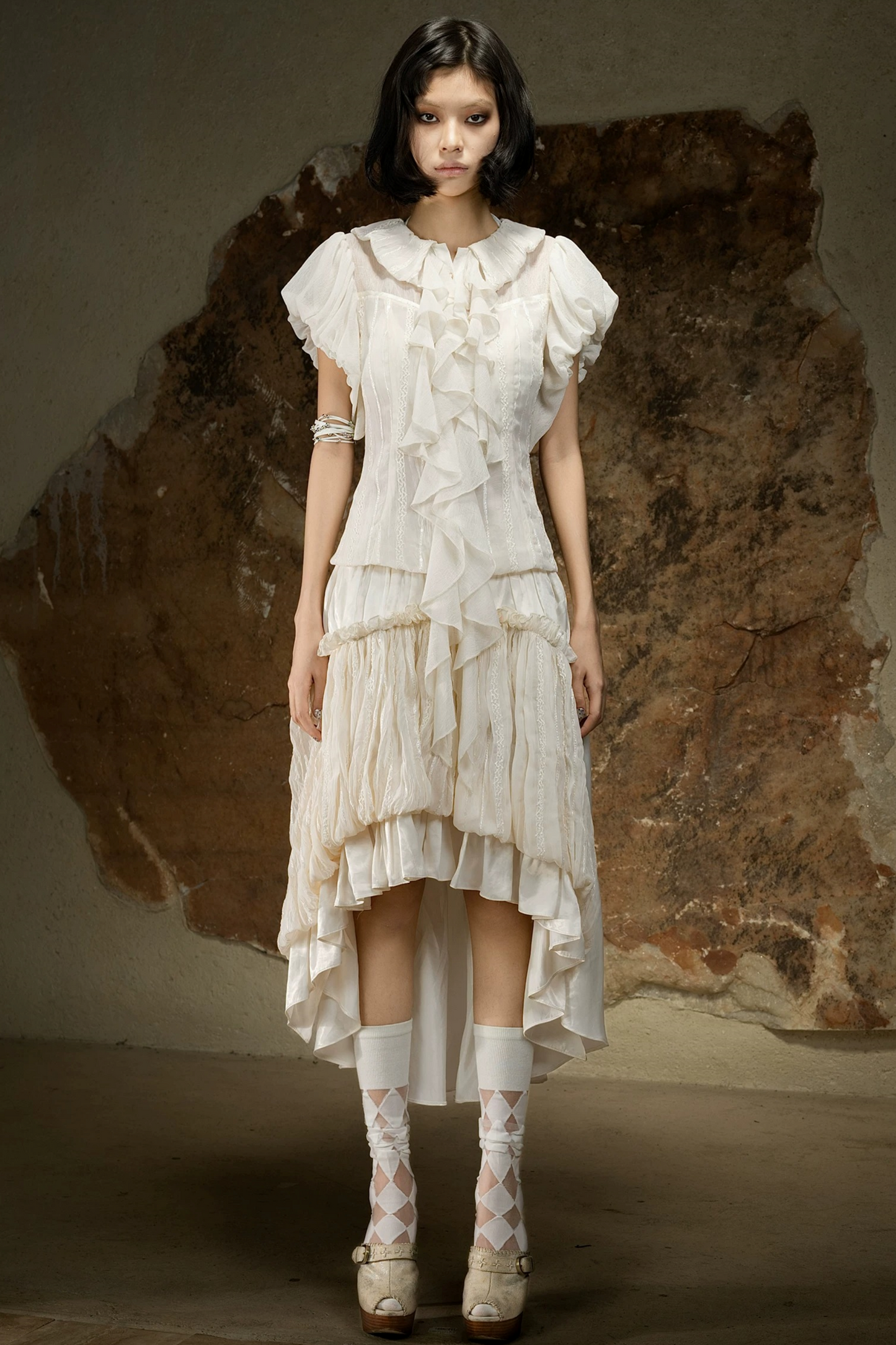 Asymmetrischer Rock mit hoher Taille
