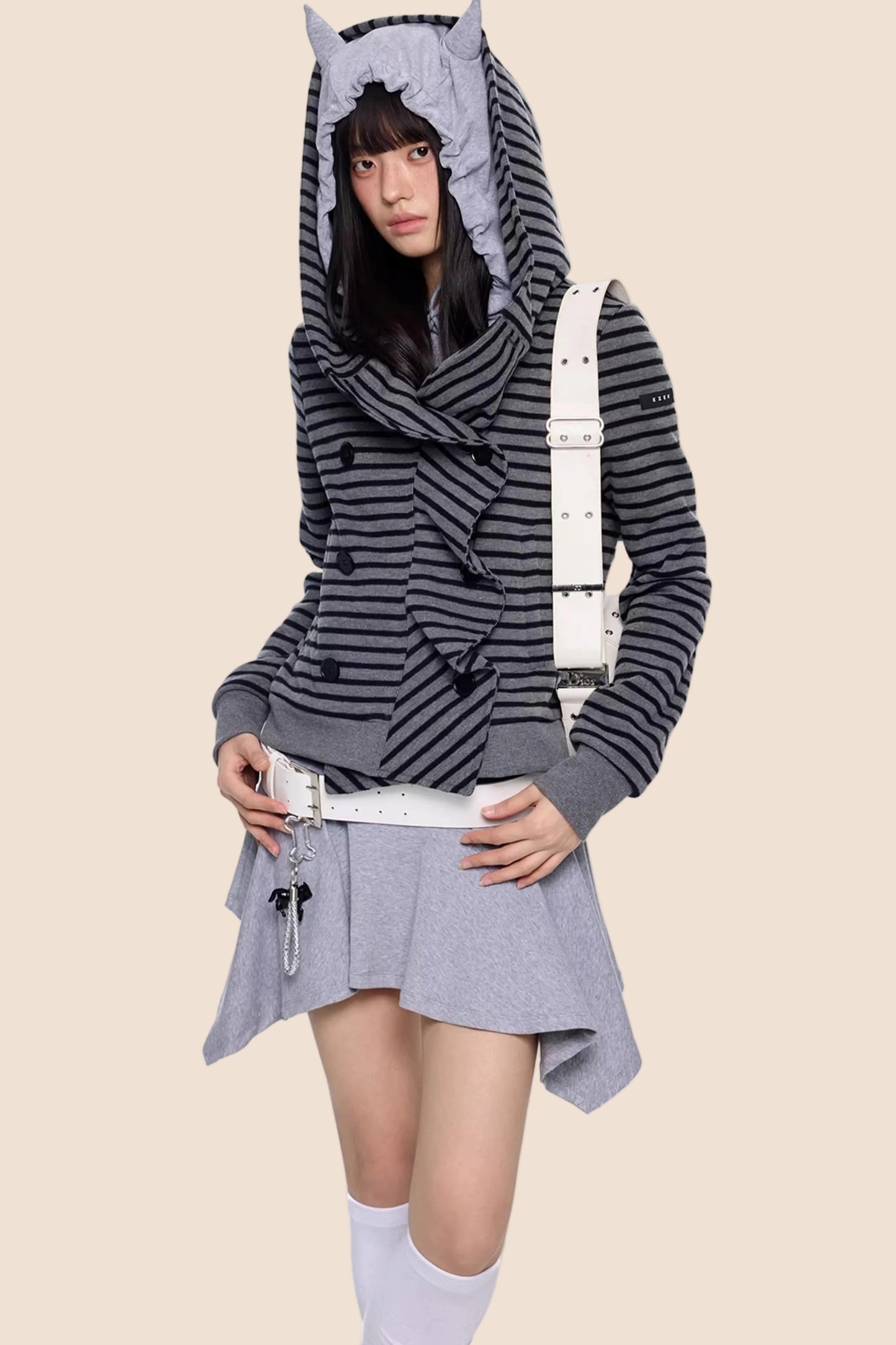 Gestreifter Dekonstruierter Kapuzenoberteil