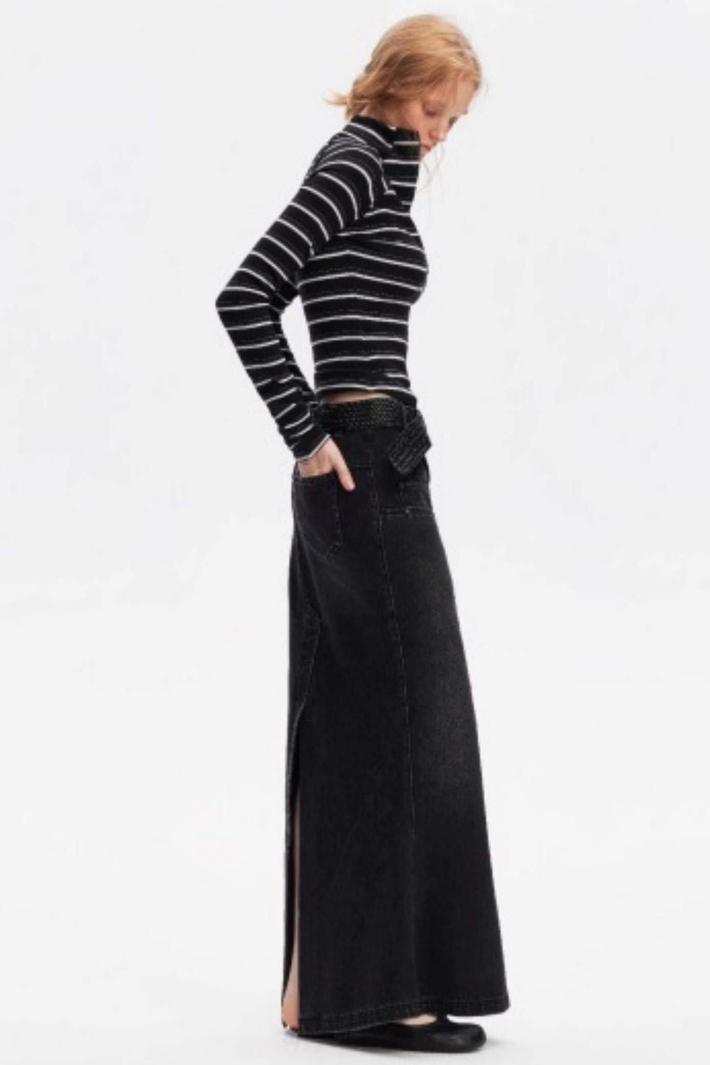 Vintage Striped Slim Knit Top