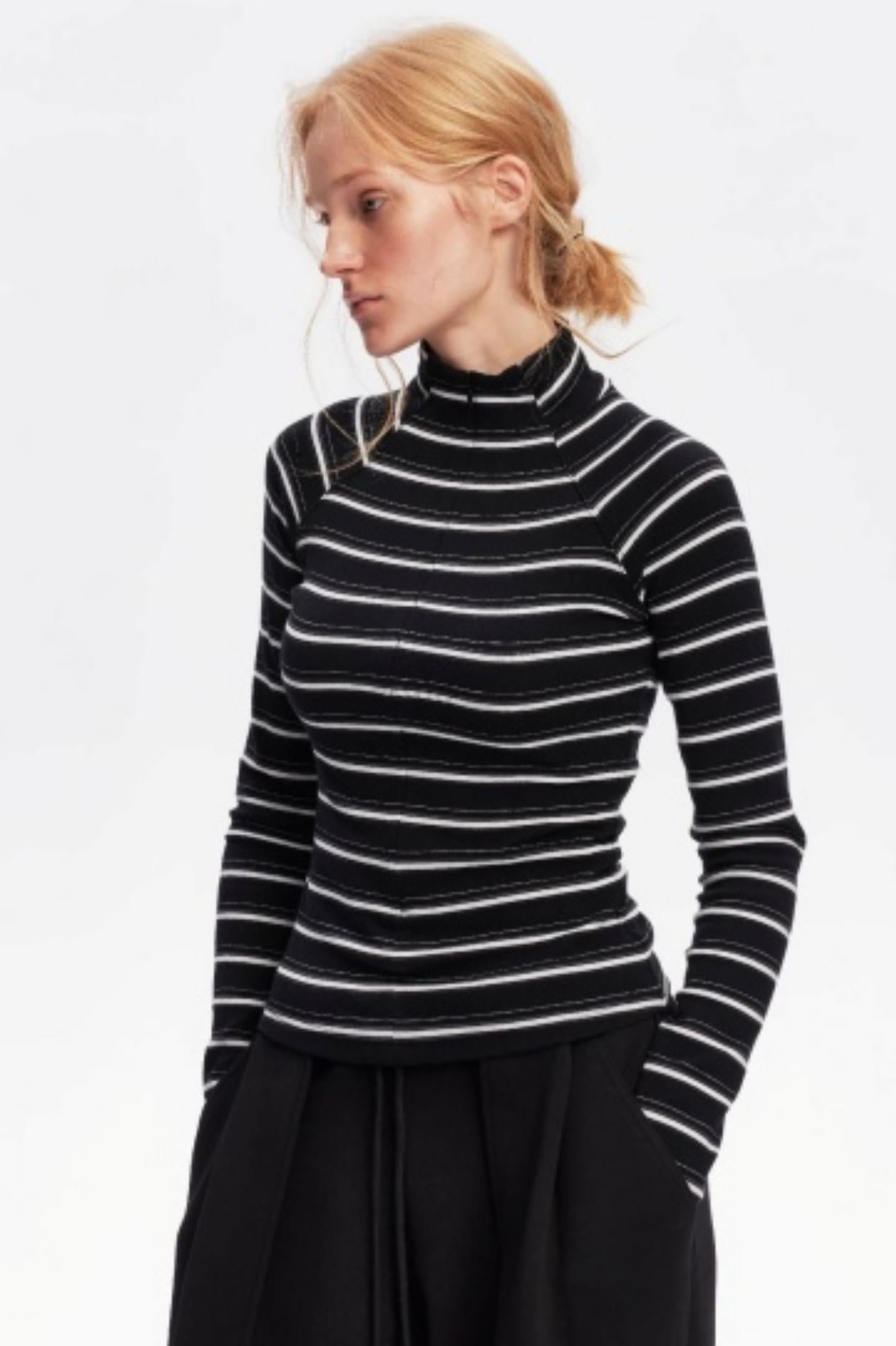 Vintage Striped Slim Knit Top