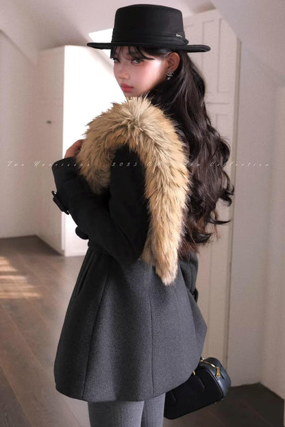 Double-Breasted Woolen Coat Set-Up