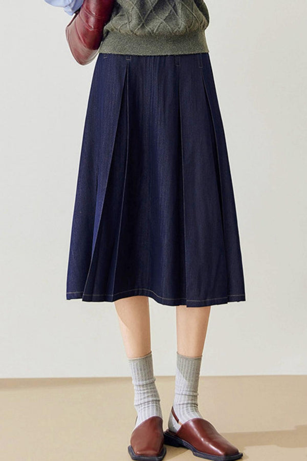 Slim A-Line Retro Denim Skirt