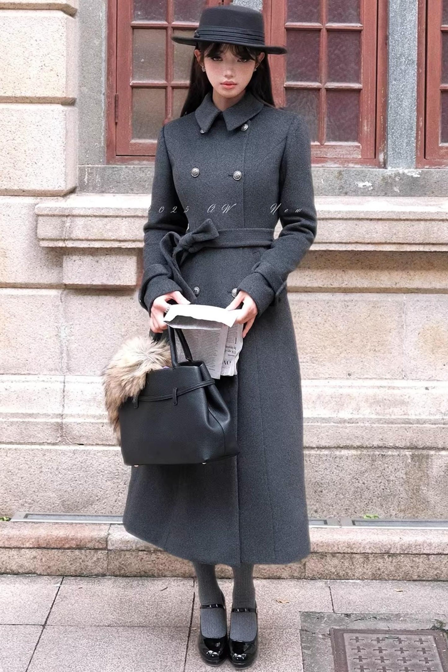 Double-Breasted Woolen Coat Set-Up