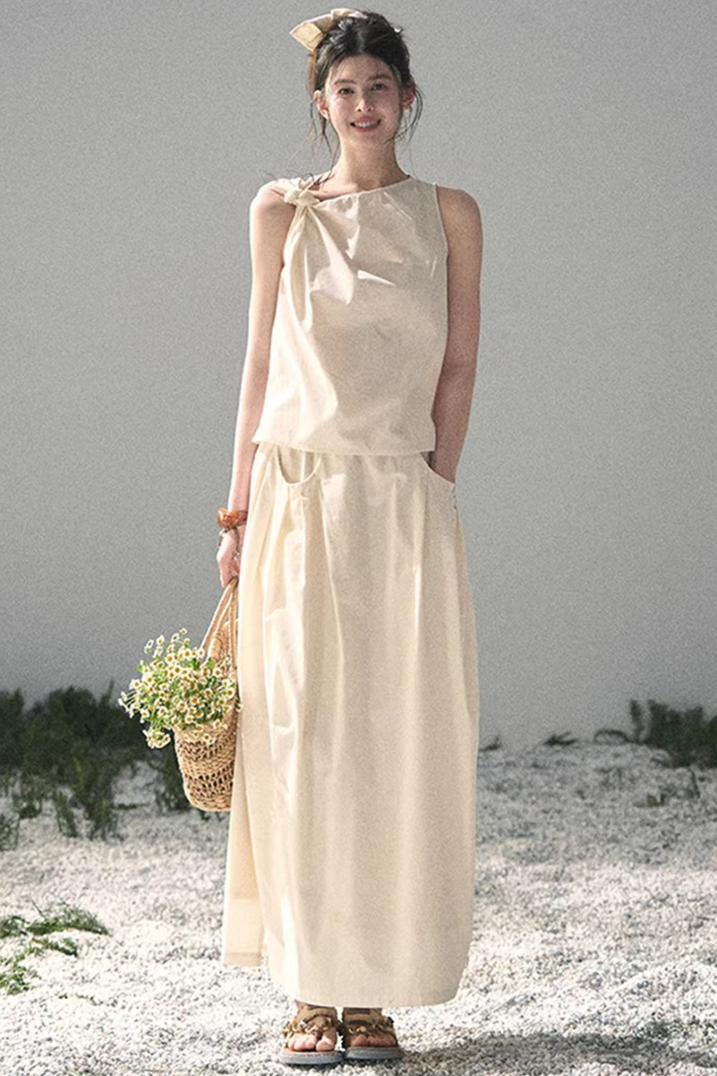 White Pleated Summer Set-Up