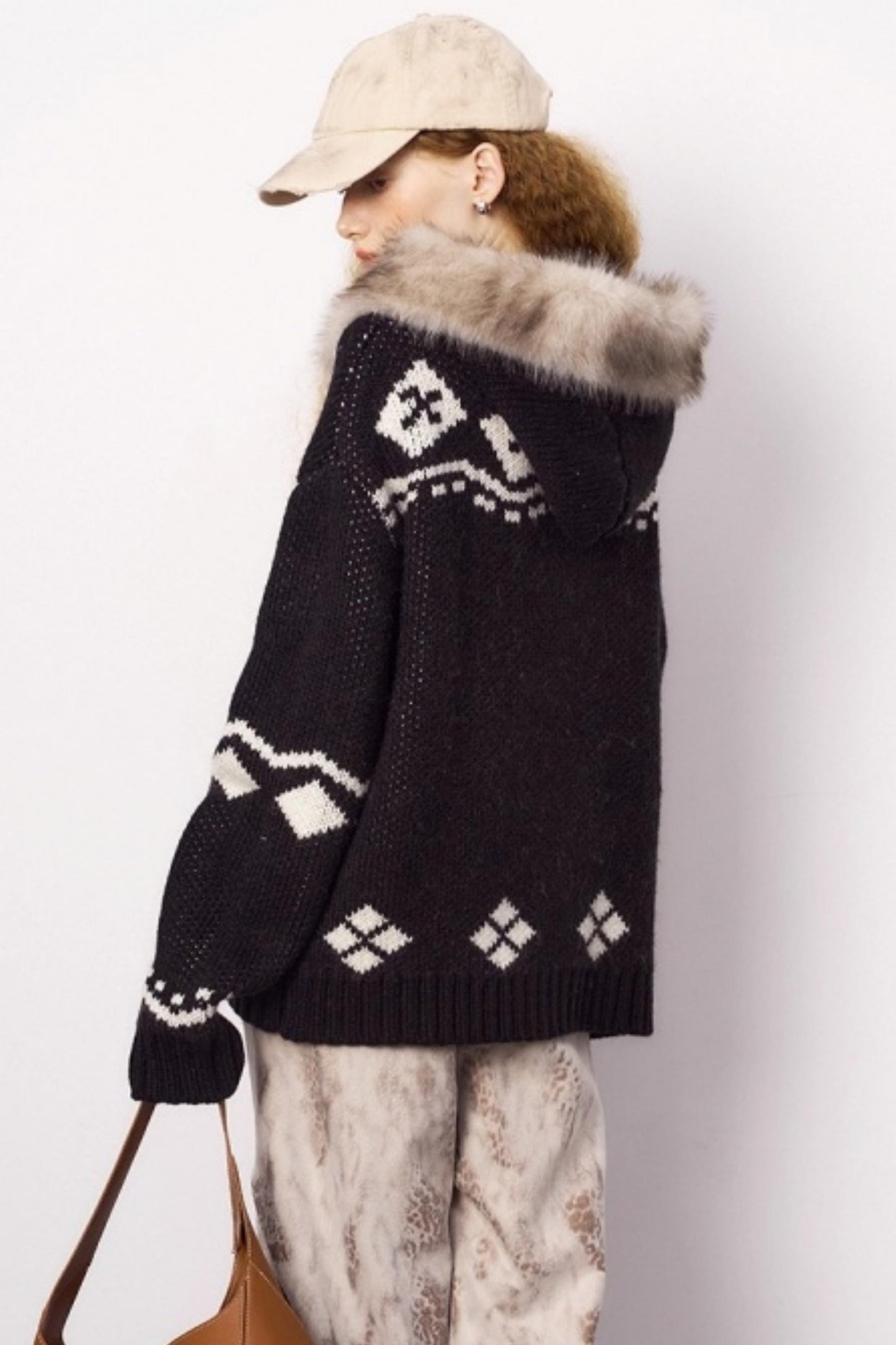 Detachable Fur Collar Knitted Cardigan