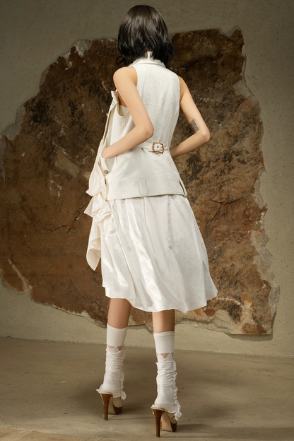 Maglia gotica senza maniche con scollo all’americana