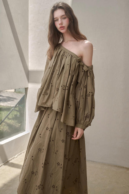 Embroidery Elegant Slanted Shoulder Skirt Set-Up