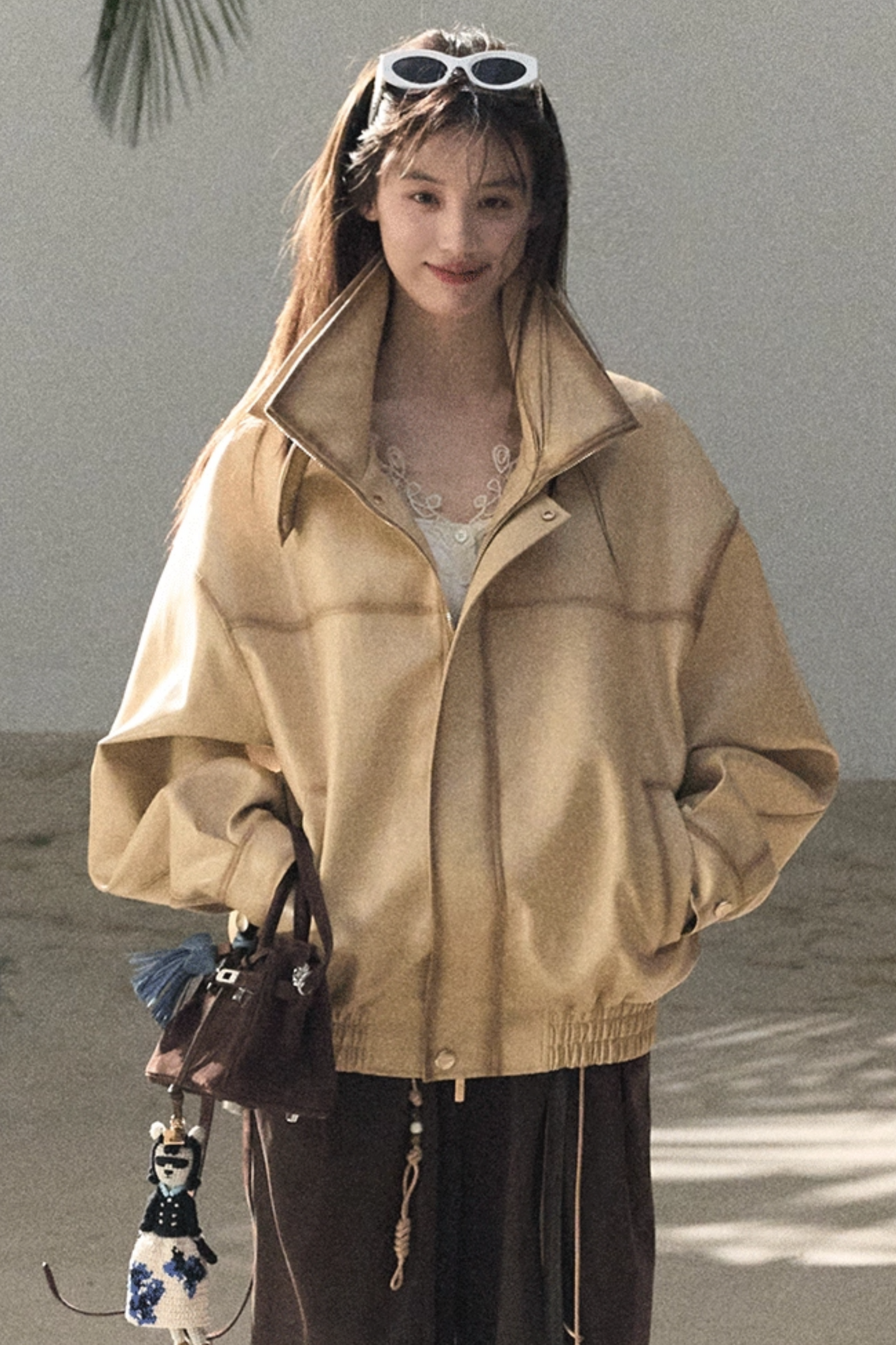 Lange Hose aus plissiertem Mikro-Samt