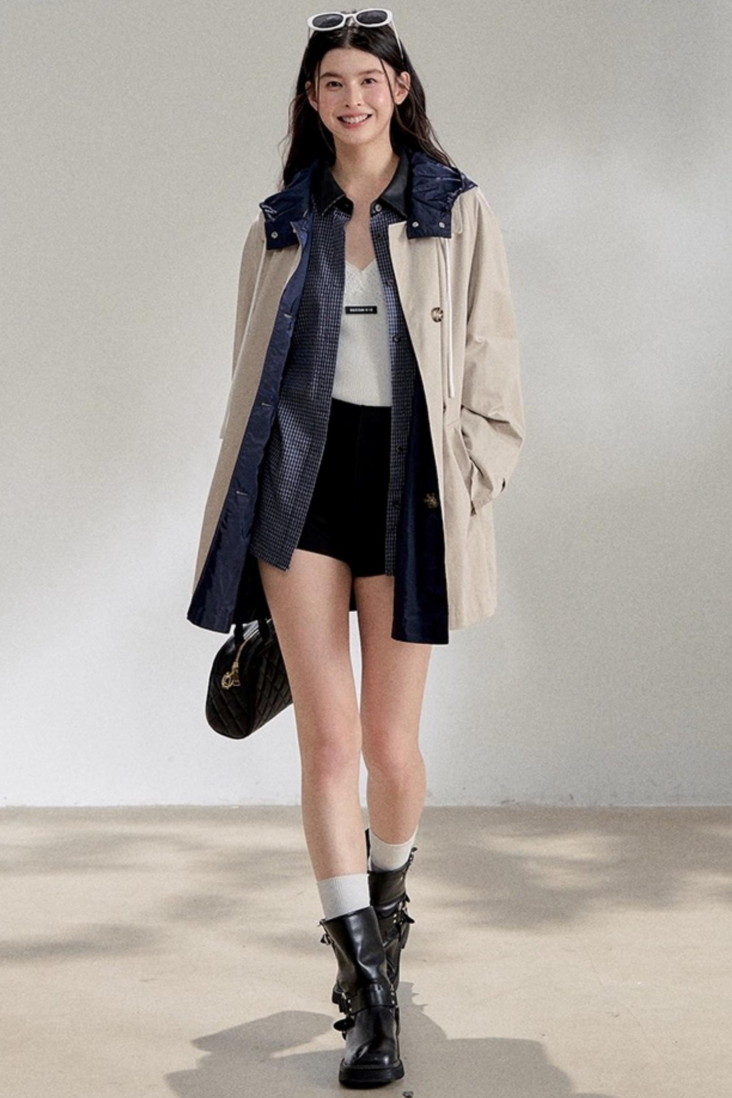 Textured White V-Neck Knitted Suspender Top