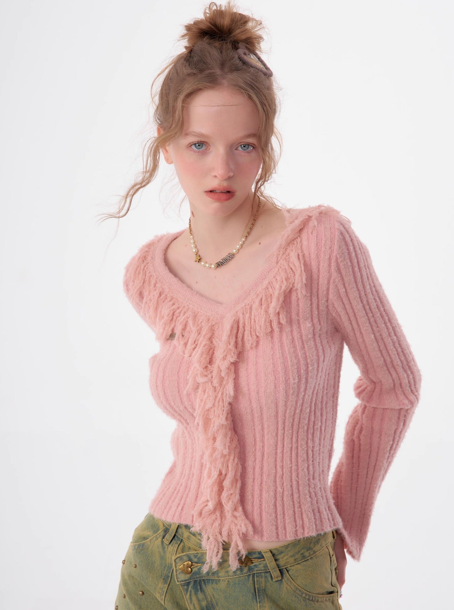 American slim V-neck sweater