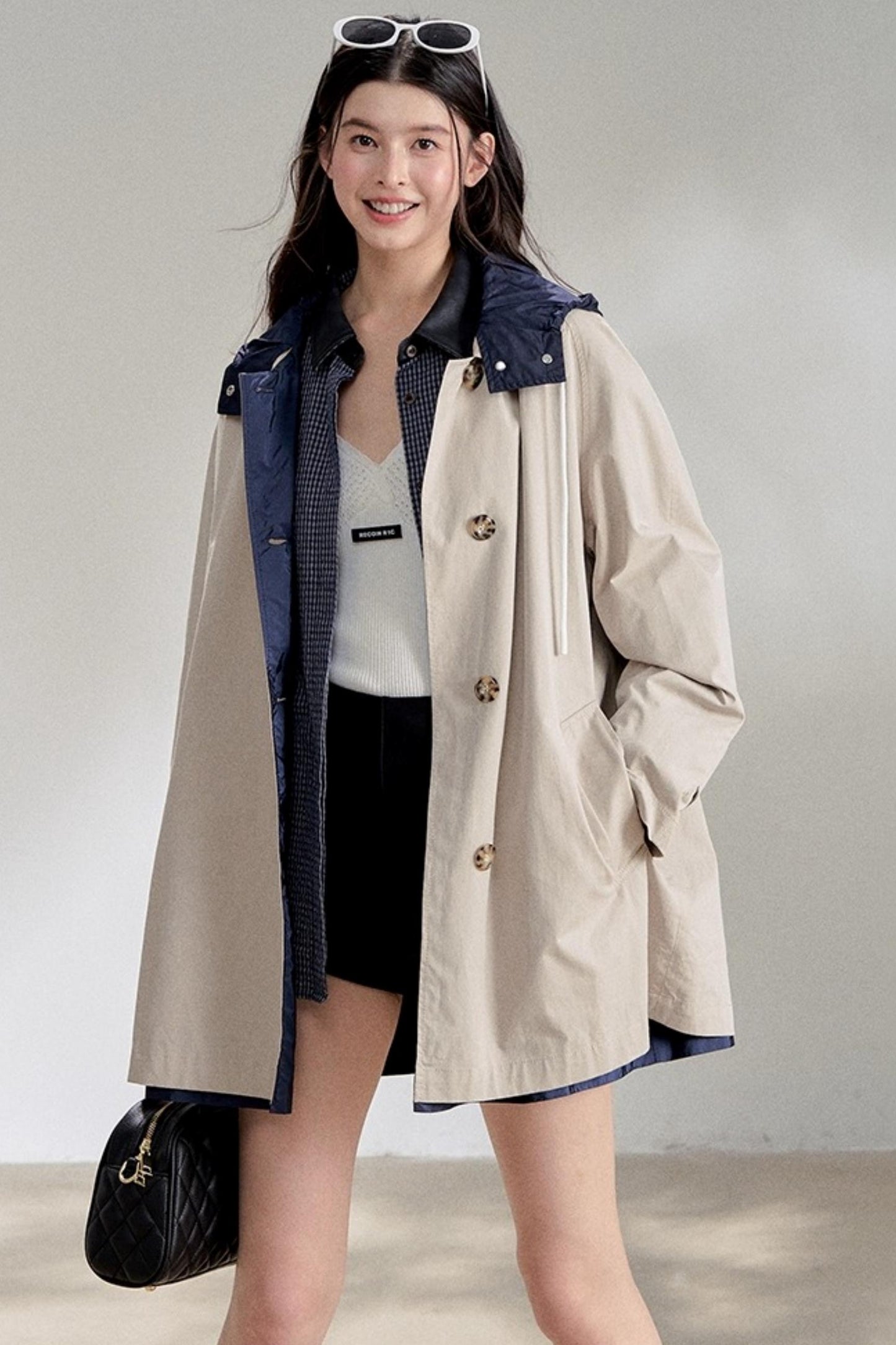 Textured White V-Neck Knitted Suspender Top