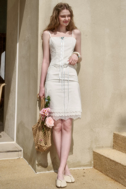 Completo in cotone ricamato gelsomino bianco