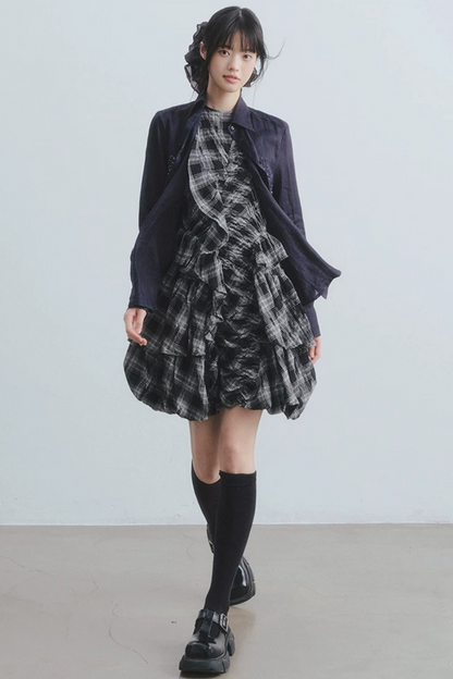 Vestido mate de cuadros con volantes