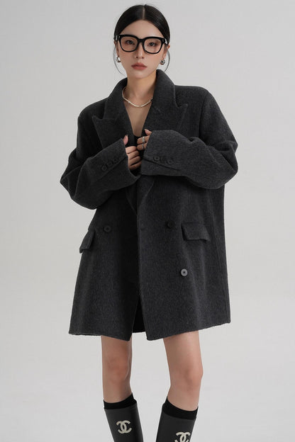 Medium-Length Temperament Wool Coat
