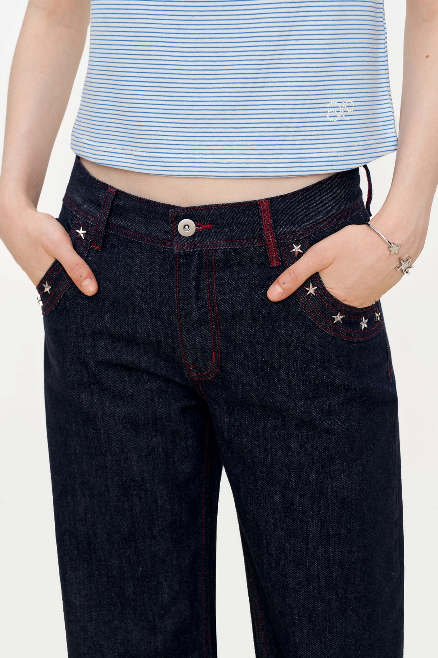 High-Waisted Loose Jeans