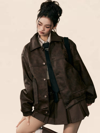 Buttoned leather coat
