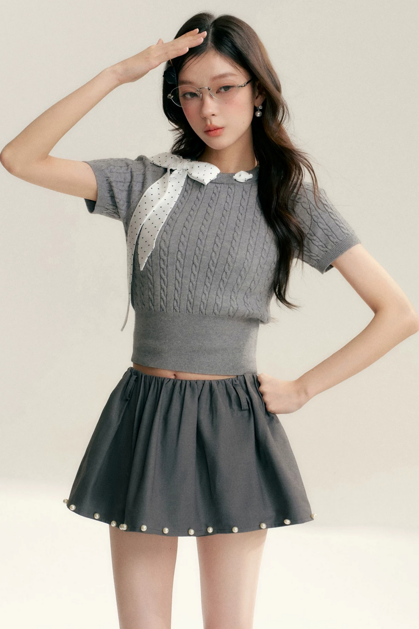 숏 그레이 케이블 니트 가디건 세트업