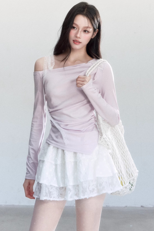 Blouse froncée à épaules dénudées