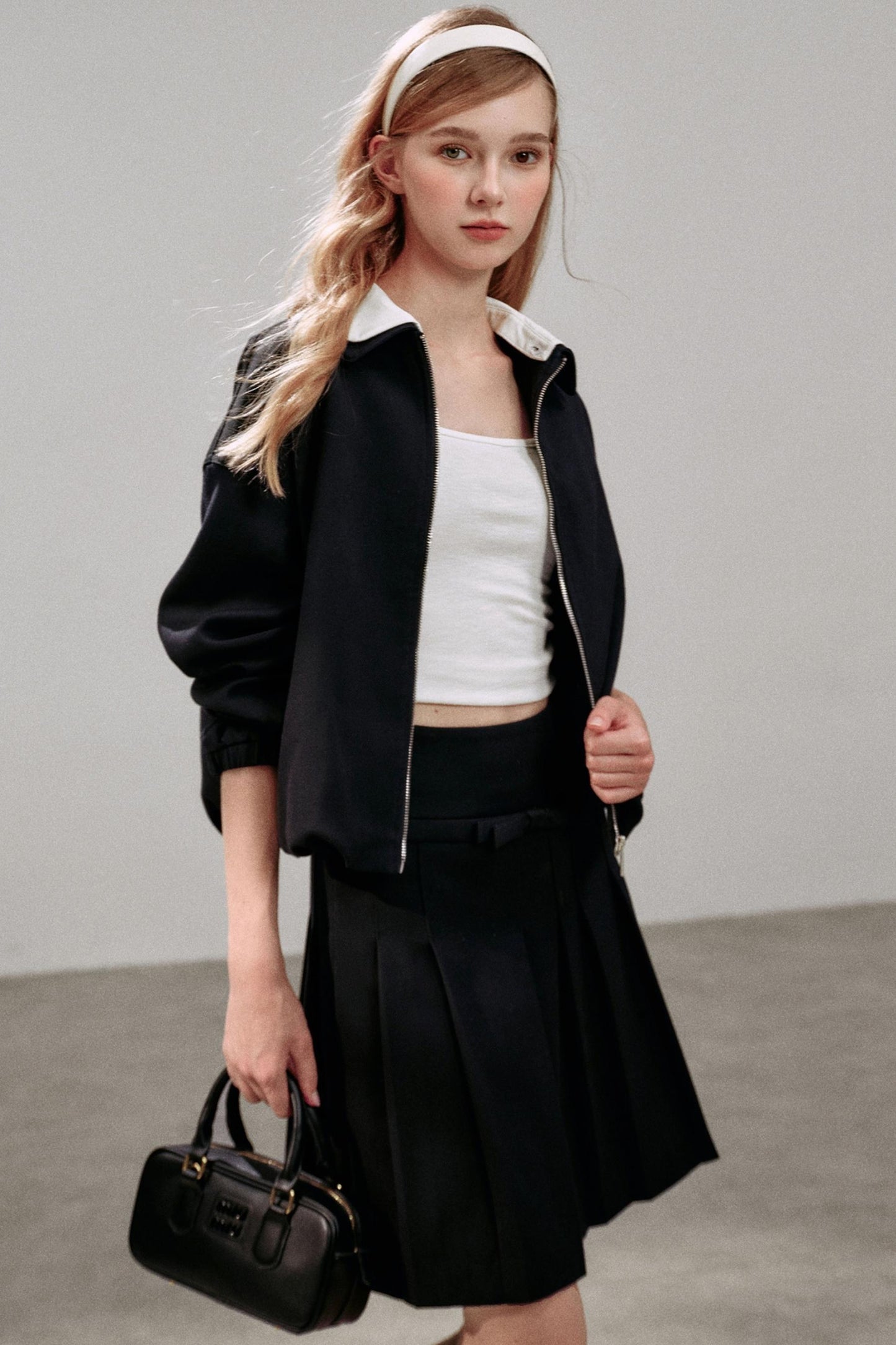 Irregular Pleated Short Skirt