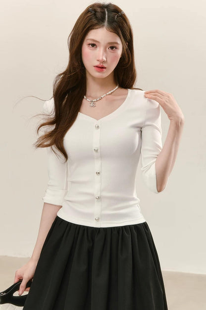 Elegant Knitted V-Neck Top