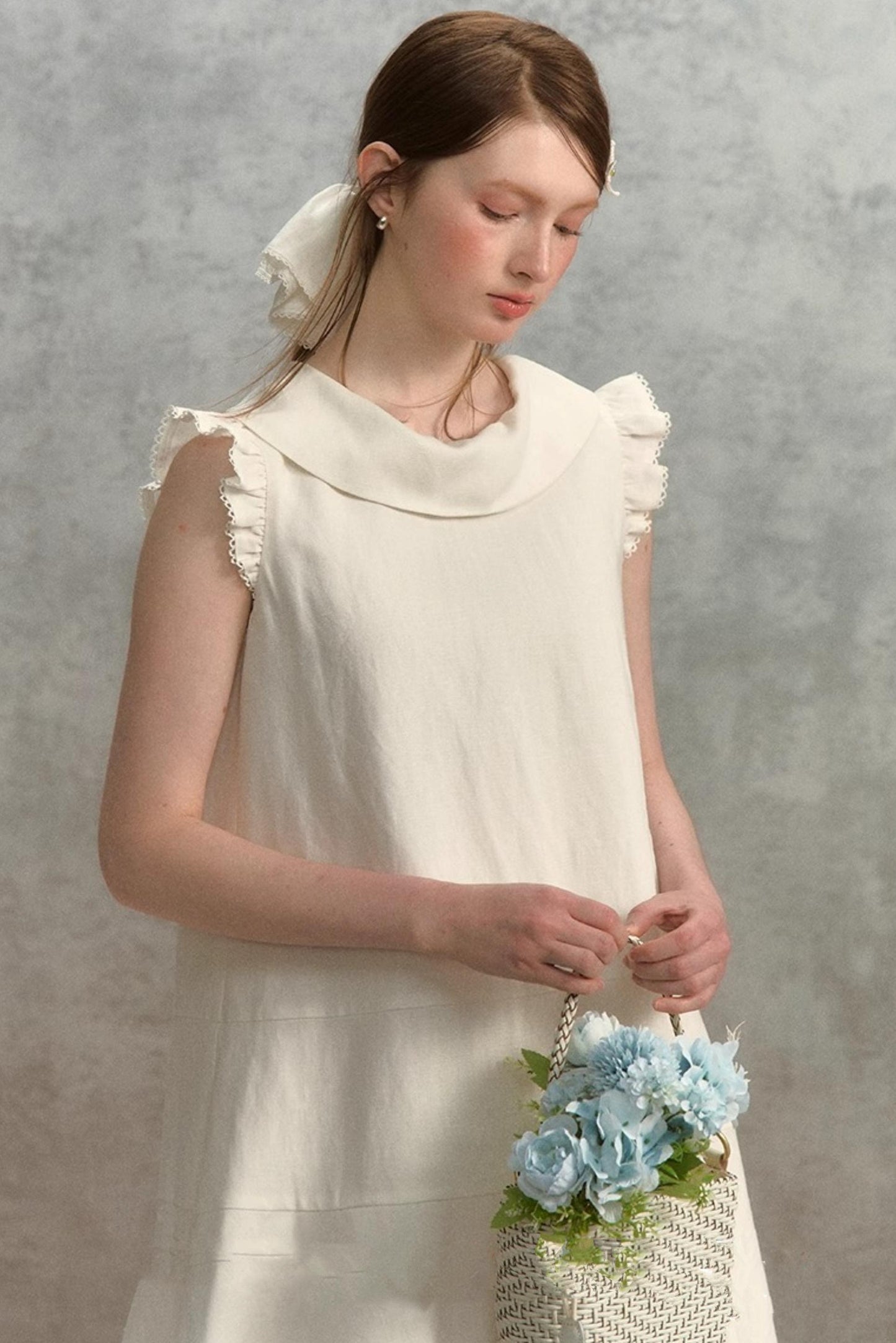 Fly Sleeves Lace Dress