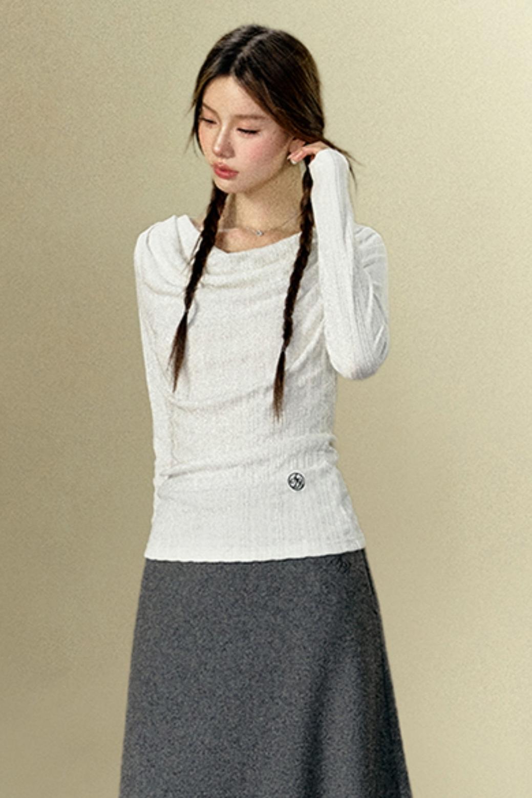 Long Sleeve Swing Neck Knit Top