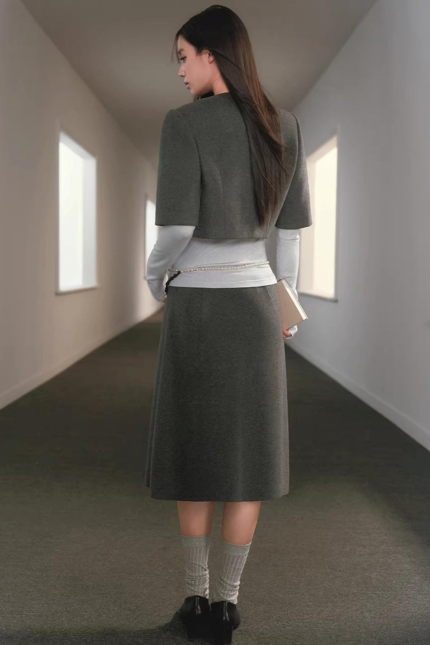 Five-Quarter Woolen Coat Set-Up