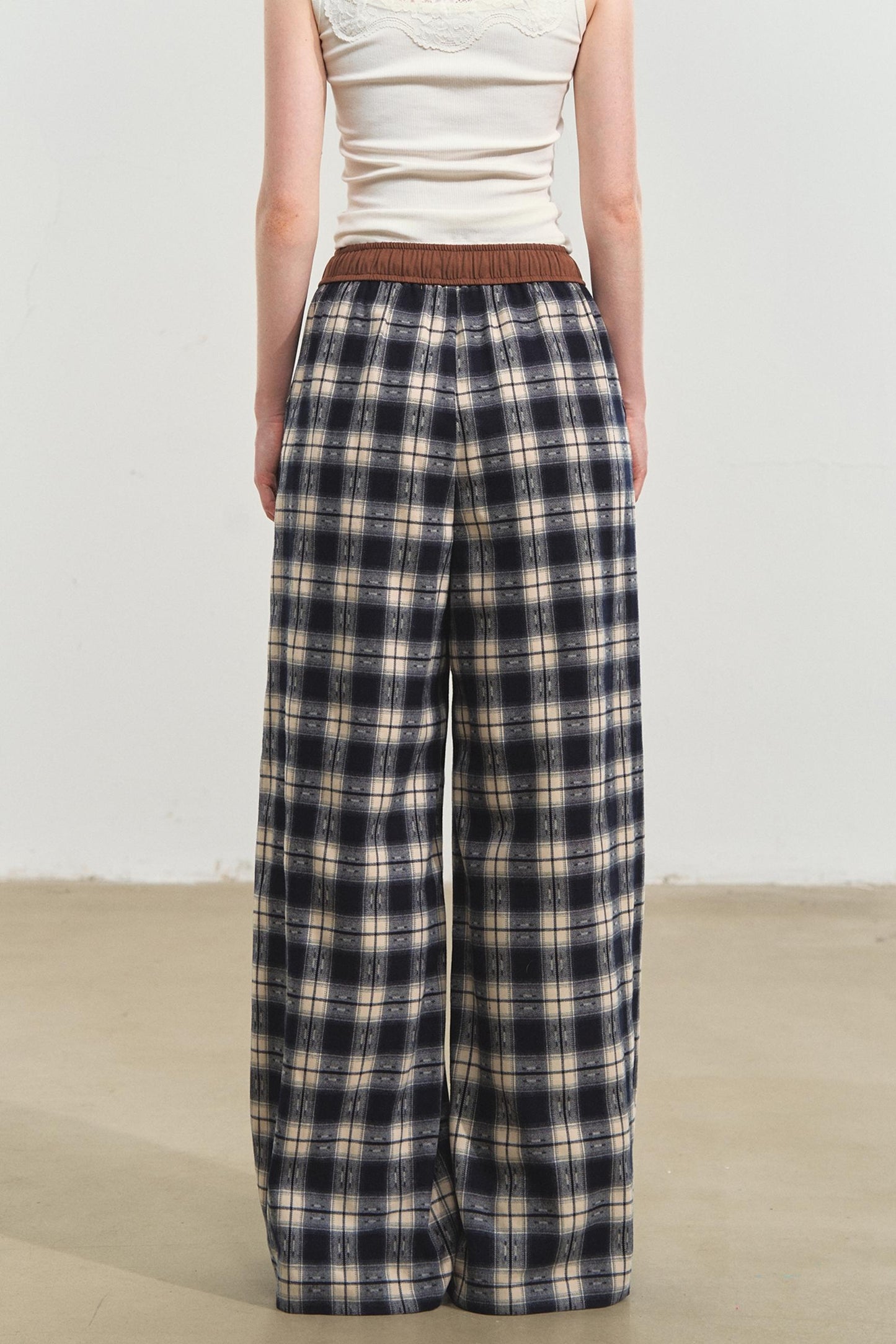 Lazy Check Wide-Leg Pants