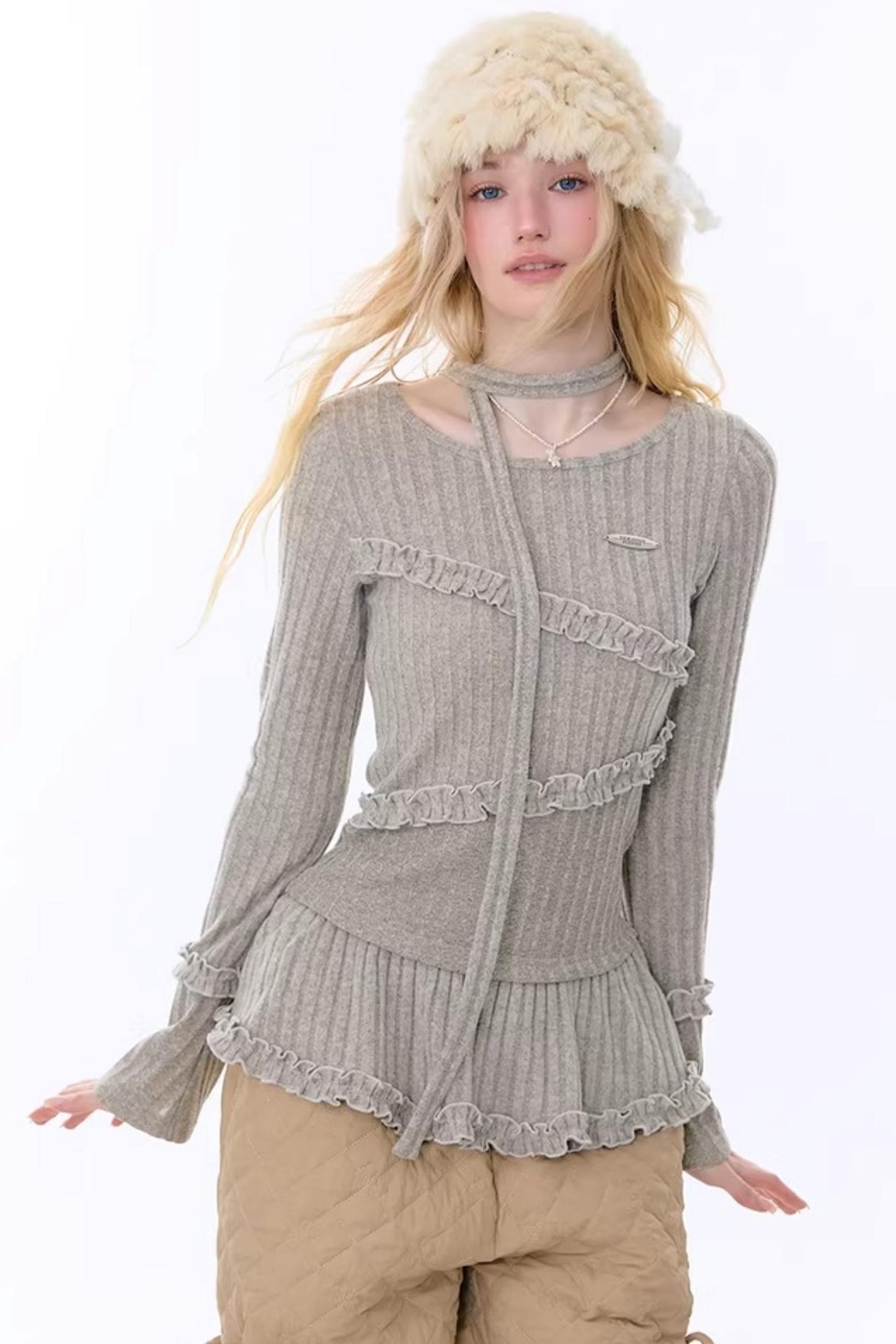 Retro Ruffled Knit Top