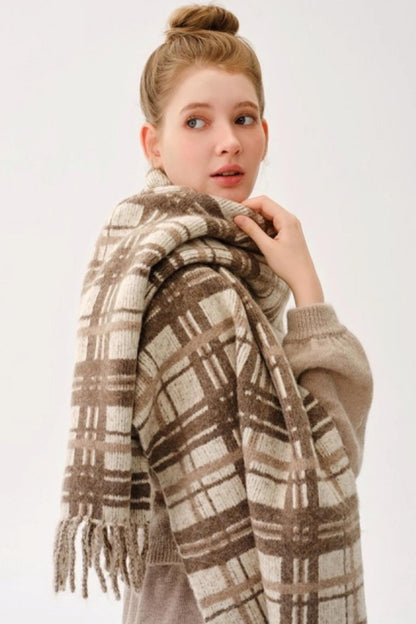 Sheep Wool Blend Fringed Scarf
