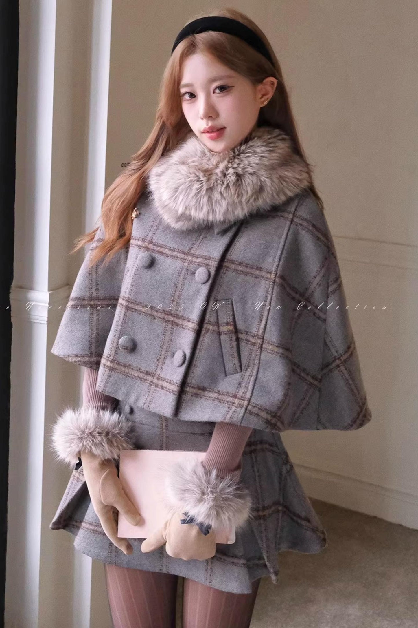 Vintage Plaid Wool Cape Set-Up