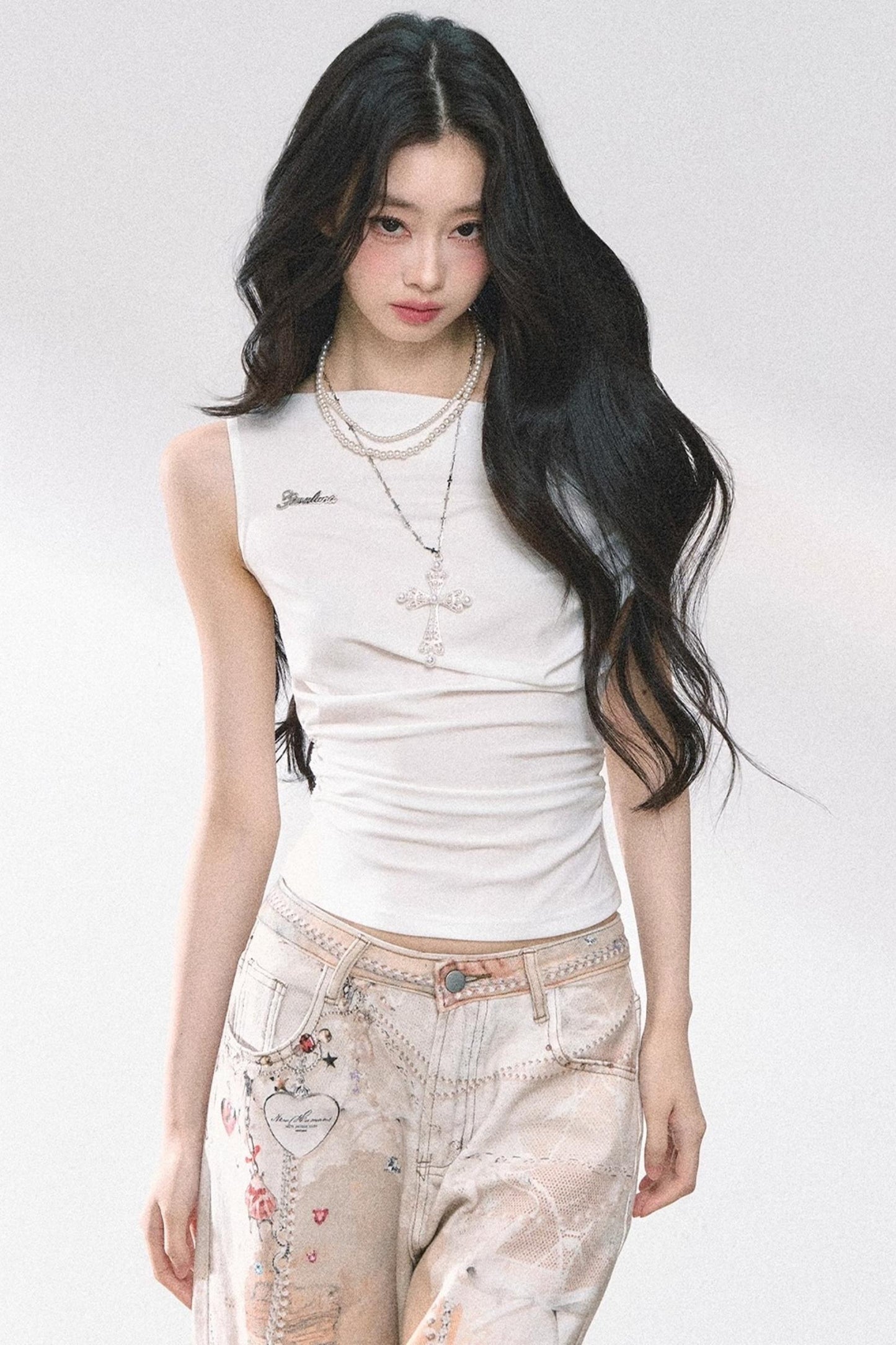 Shoulder-Baring Slim Crop T-Shirt