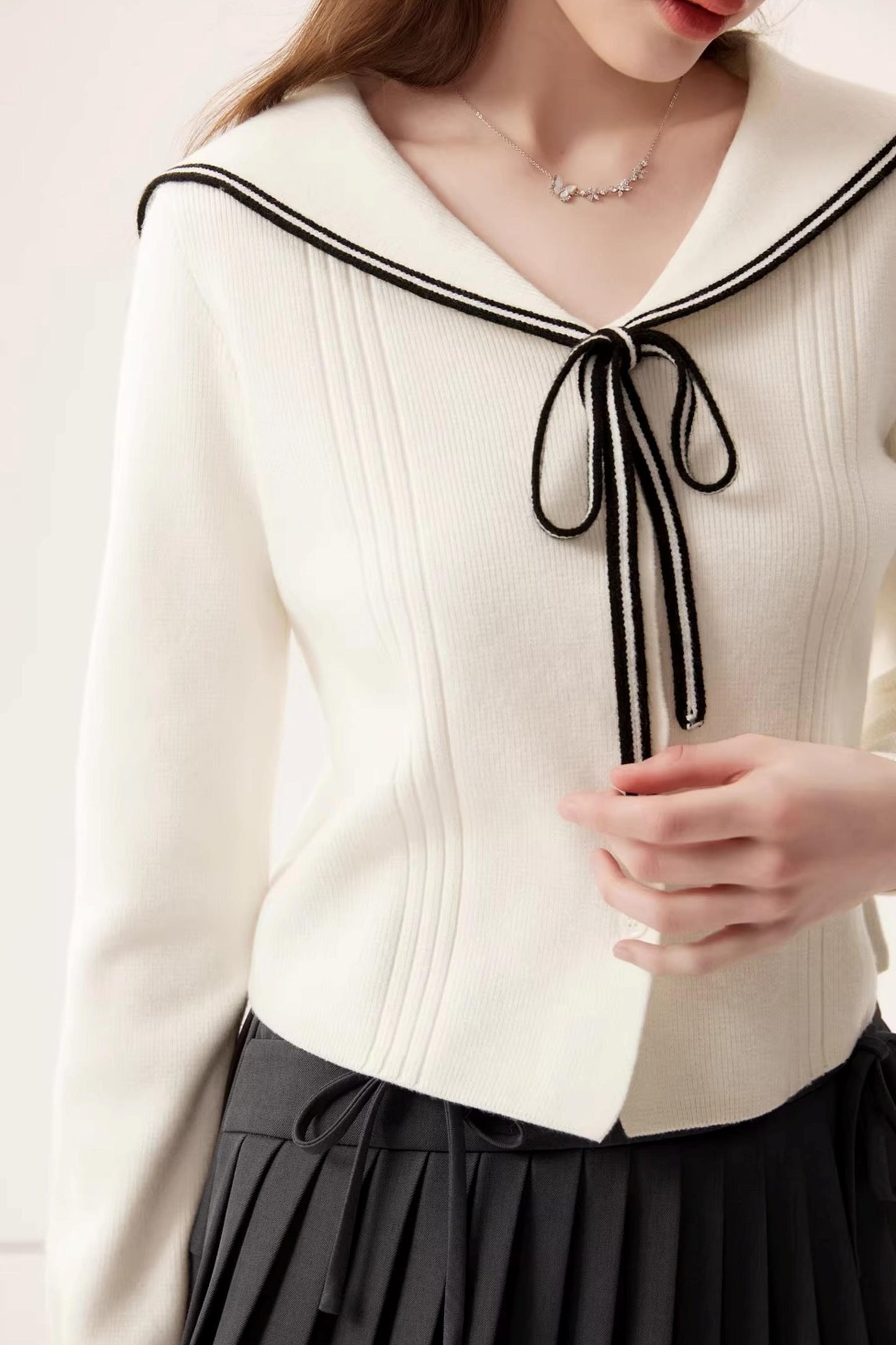 V-Neck Sailor Knit Top