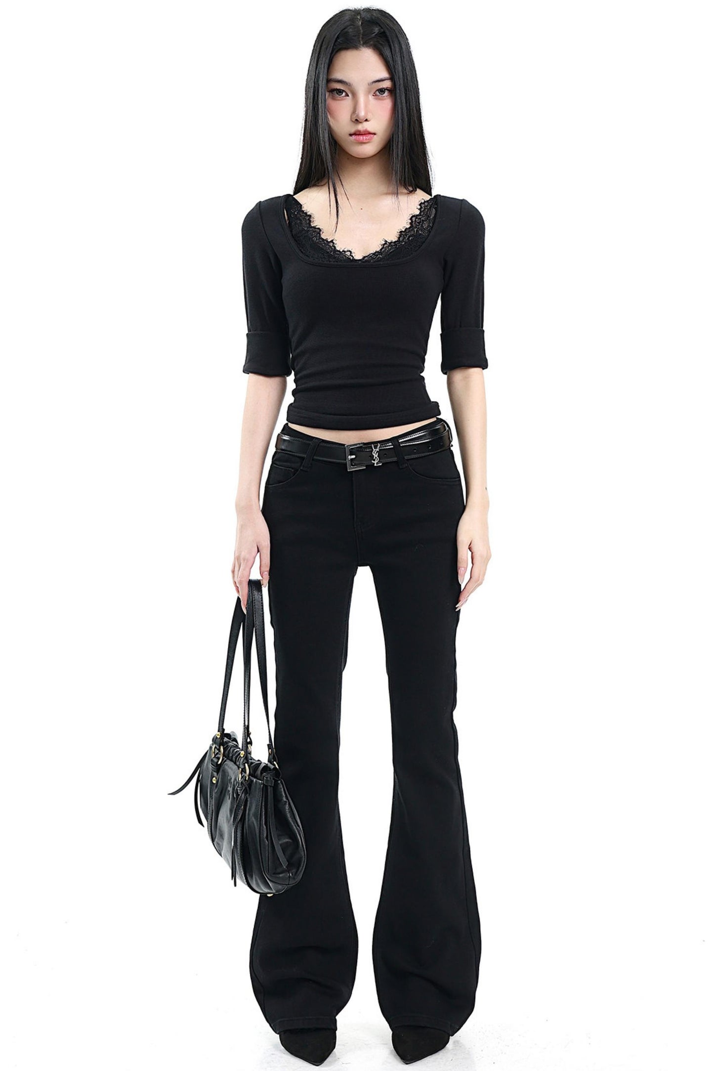 Figurbetontes Oberteil mit Spitzensaum