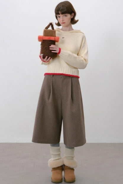 Woolen Pleated Cropped Pants