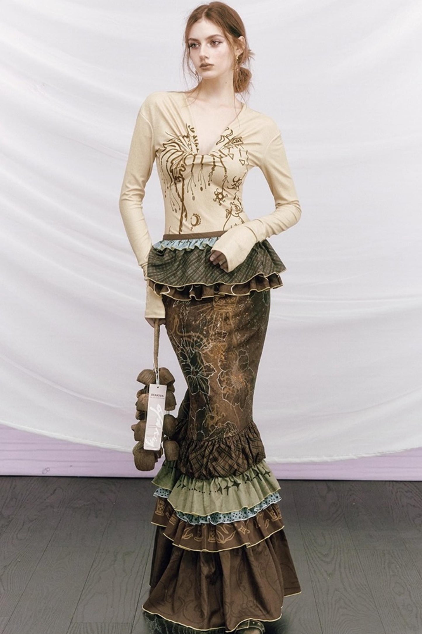 Off-Shoulder Knot Base Shirt