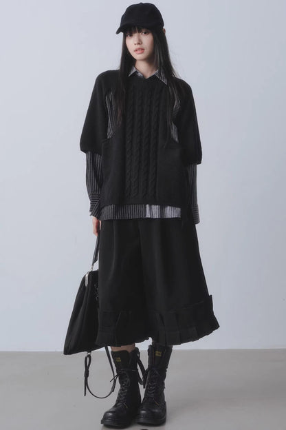 Black High-Waisted Wide-Leg Pants