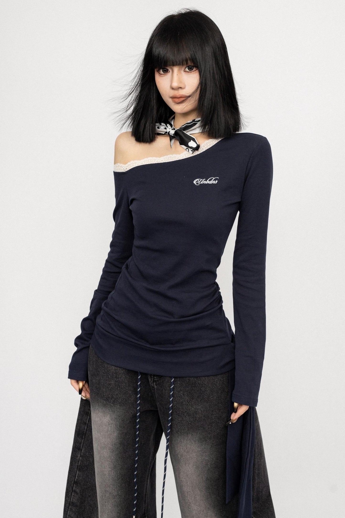 American Lace Crossbody Grey T-Shirt