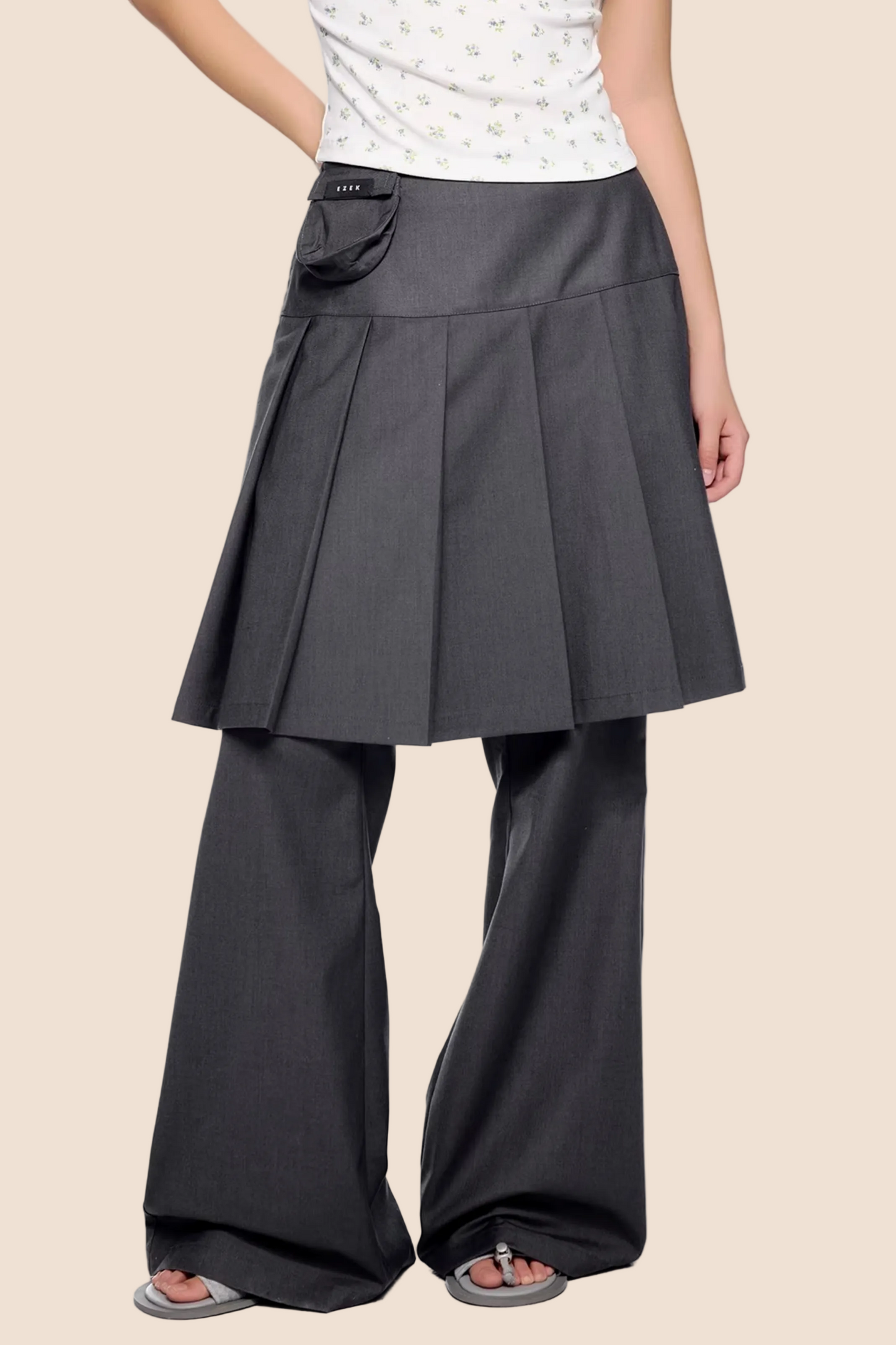 Vintage Pleated Flared Pants