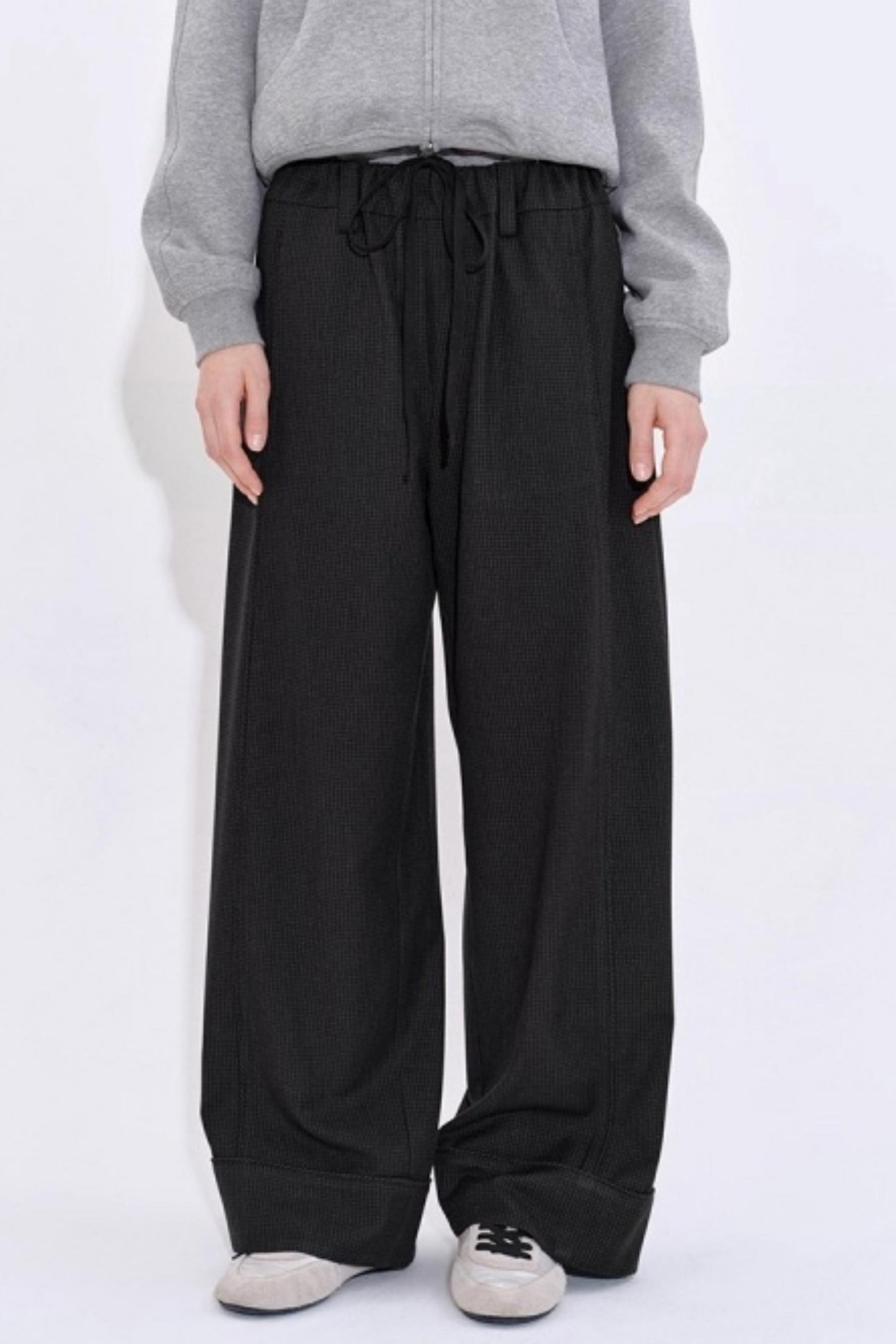 Minimalist Drawstring Waist Plaid Pants