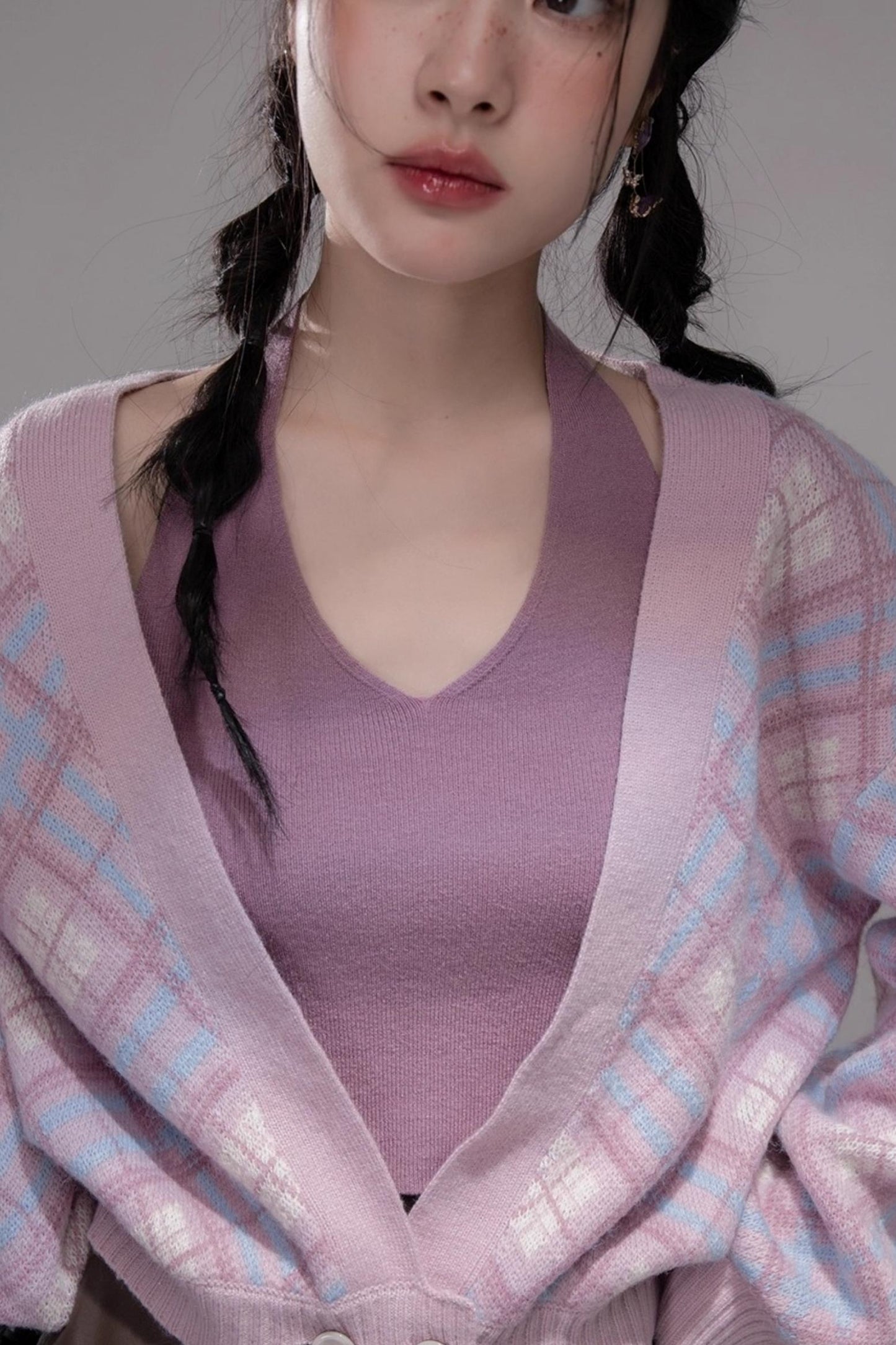 Halterneck Vest With Knit Sweater Set