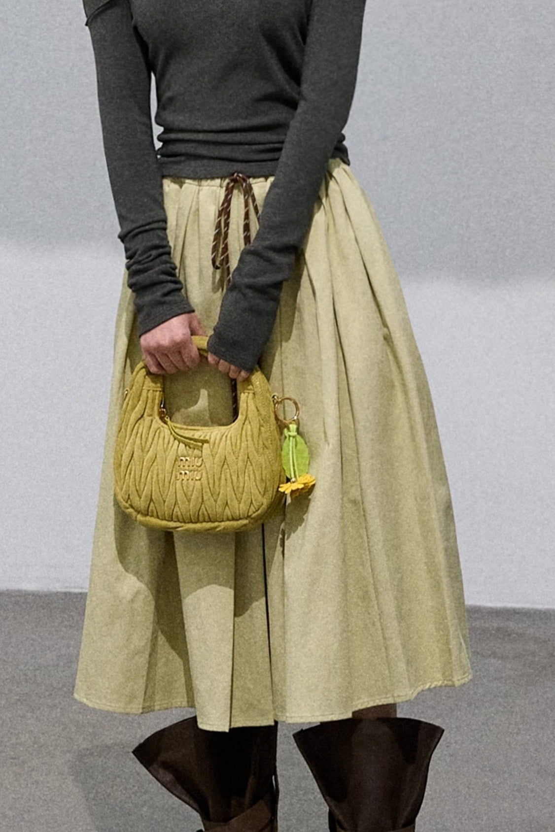 Lyocell Waist Pleated Skirt