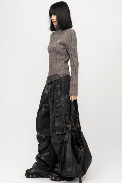 Simple Turtleneck Zipper Sweater