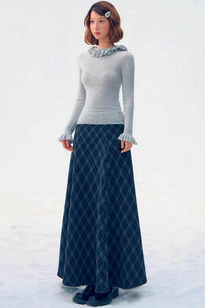 Three-Dimensional Lace Knit Slim Top